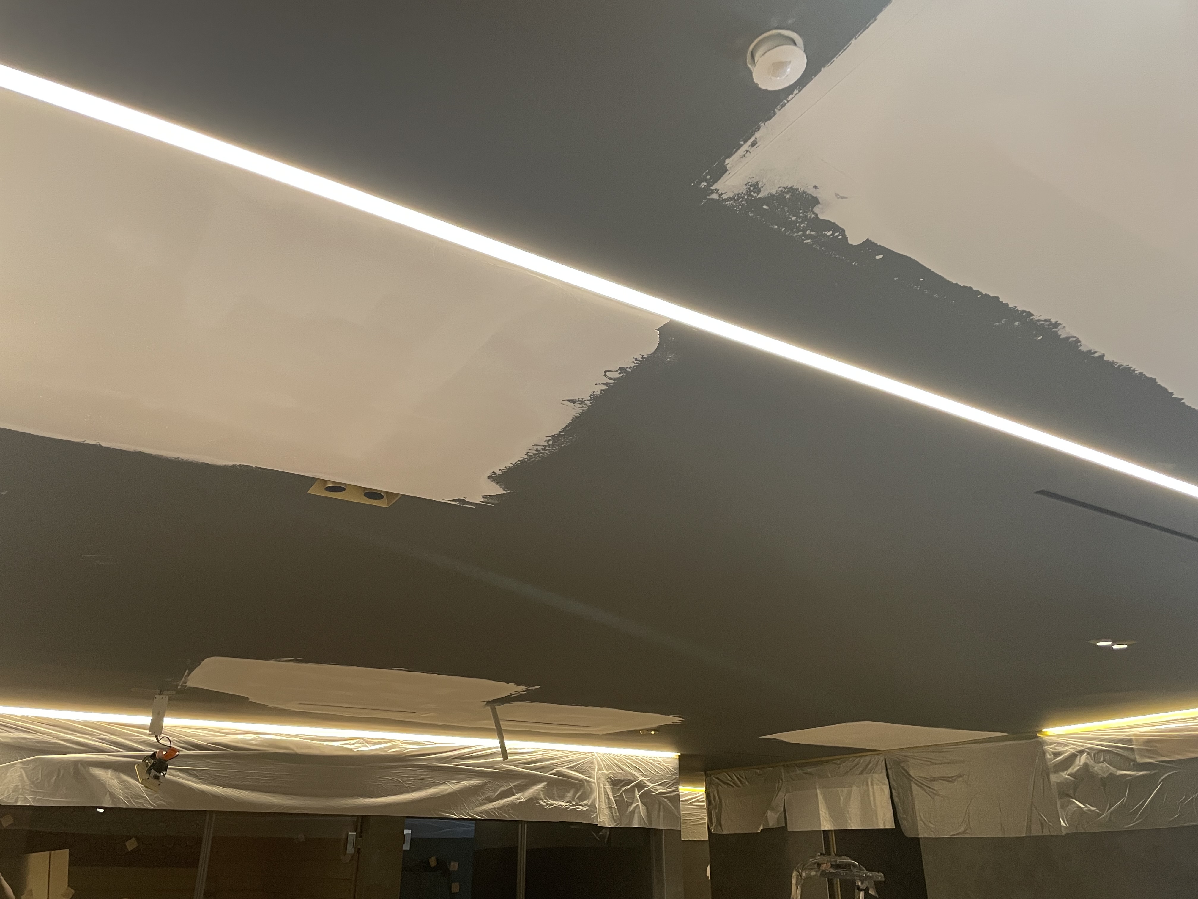 Composición de techos con luz